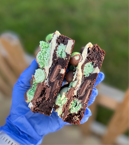 Mixed brownie & cookie tray!