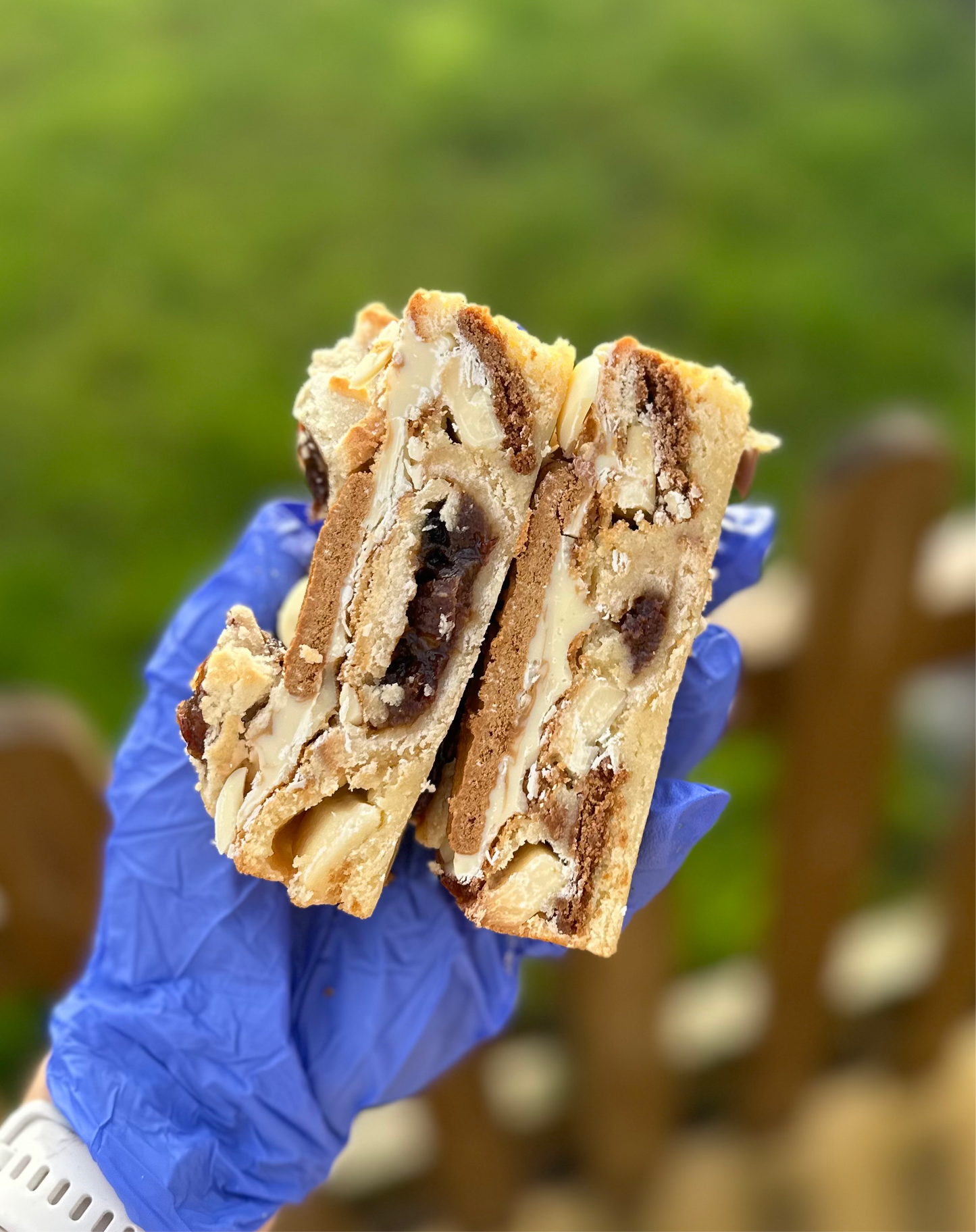 Mince pie and Biscoff blondie